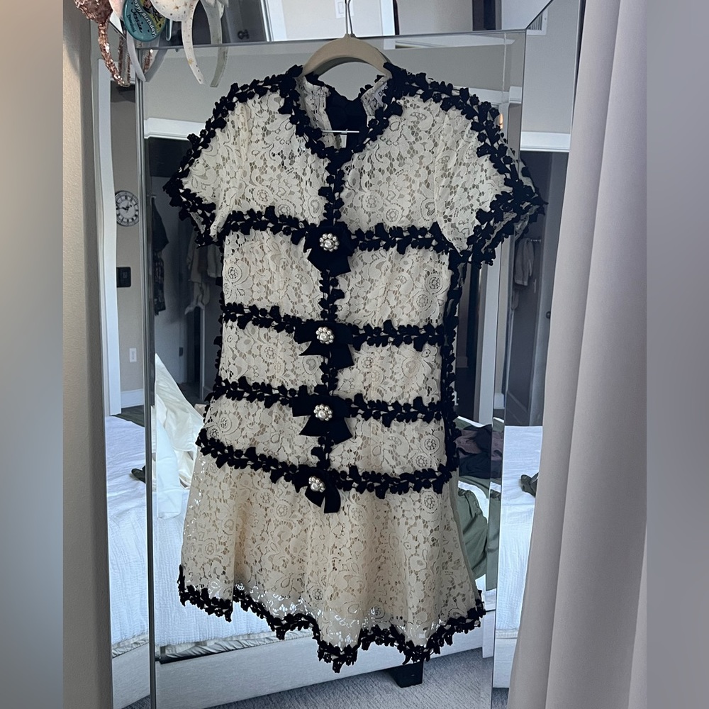 Dao Chloe Dao | Lace Mini Dress | Size M